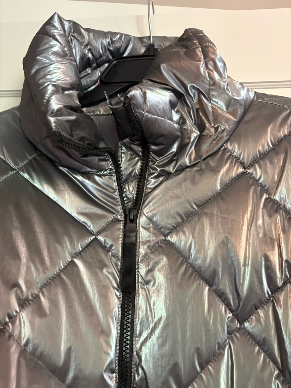 Ann Taylor LOFT/Lou & Grey Metallic Quilted Puffer Jacket - Silver Size XL NWOT - Picture 3 of 7